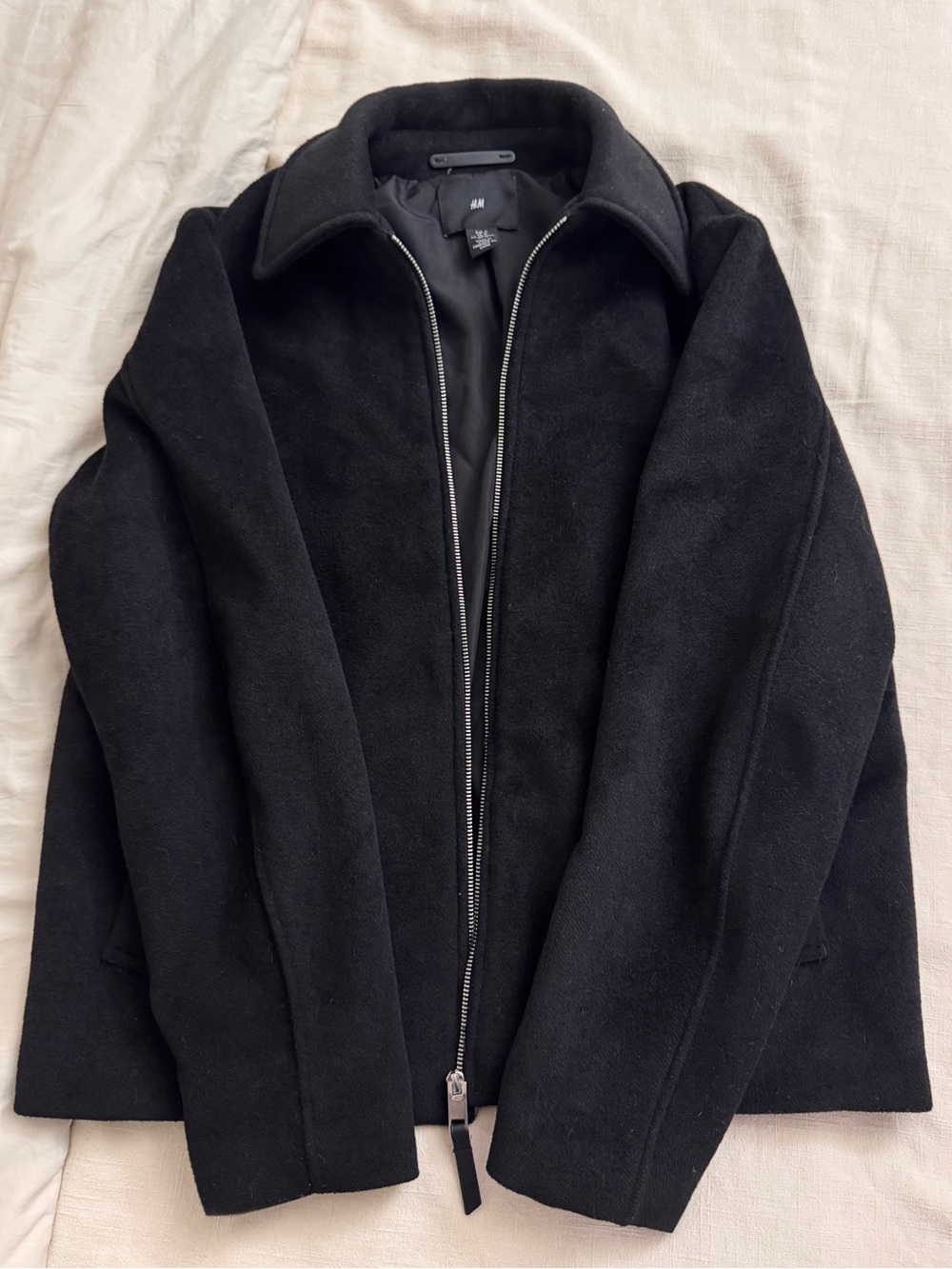 H&M Men's ‘Regular Fit Wool-Blend Shacket’ in Black, Size M